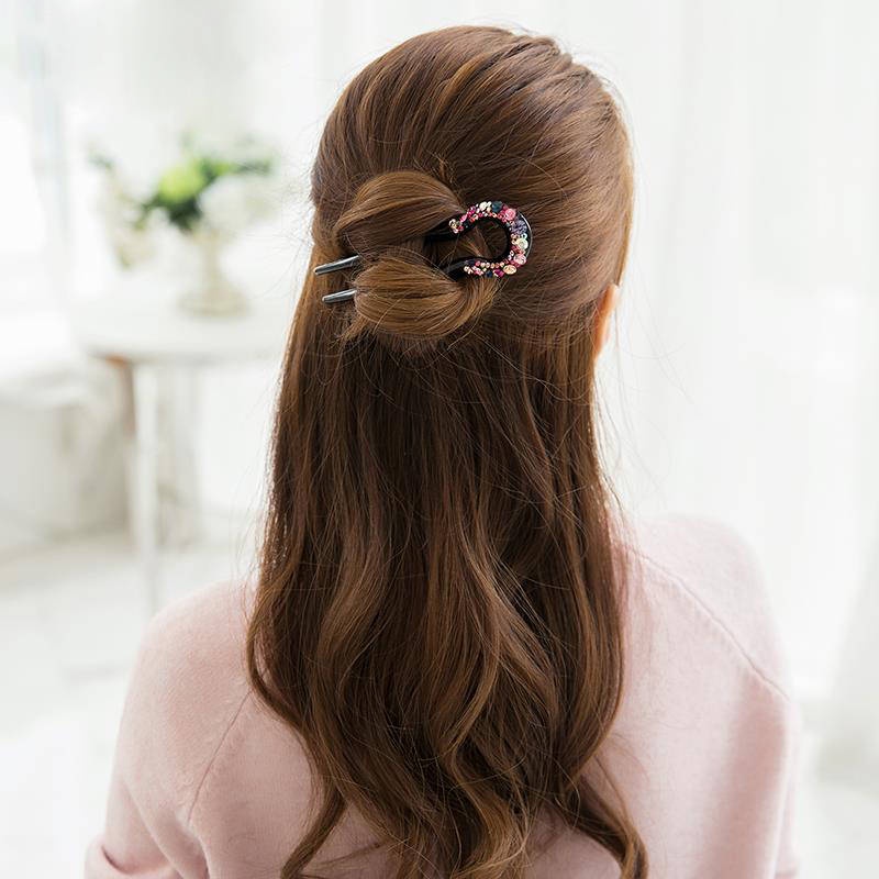 1 trâm cài tóc chữ U siêu xinh lấp lánh