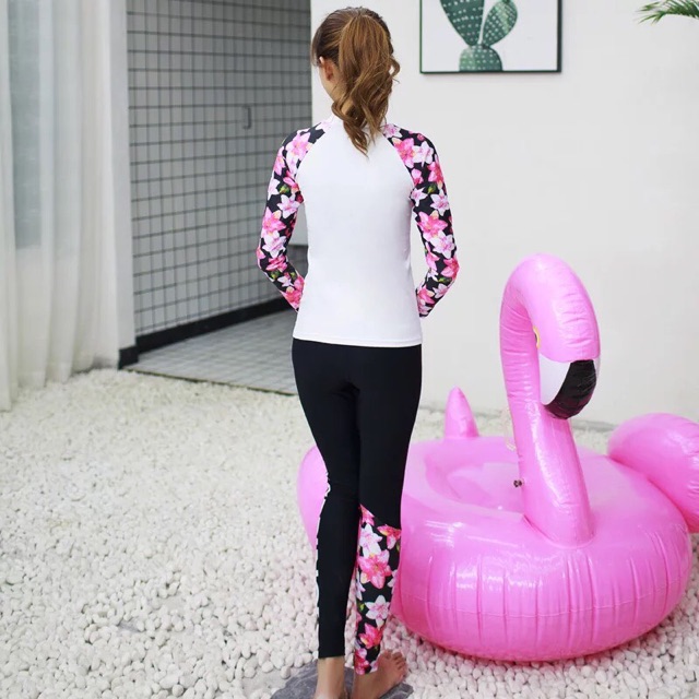 Đồ bơi tay dài quần dài hoa trắng | BigBuy360 - bigbuy360.vn