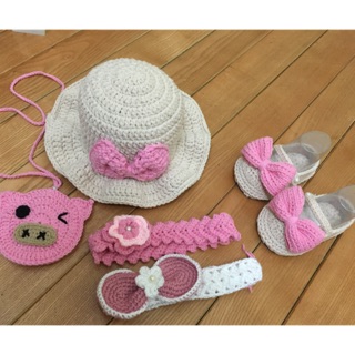 Bộ đồ handmade len cho bé gái