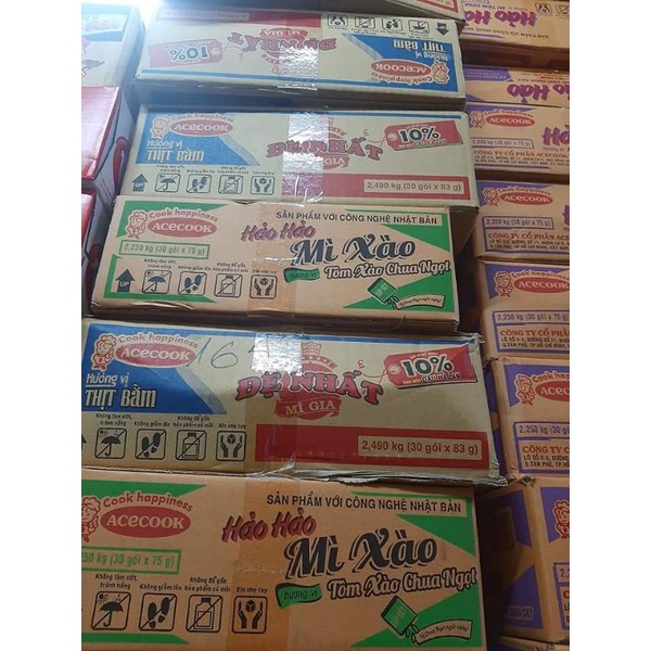 thùng mì hảo hảo xào ( 2 màu xanh+ vàng)