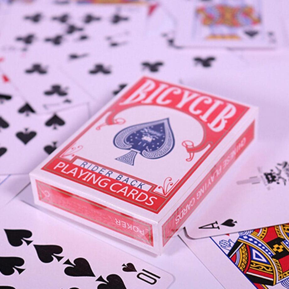 Đồ chơi ảo thuật bài ma quỷ