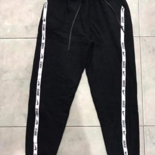 Quần thể thao Adidas