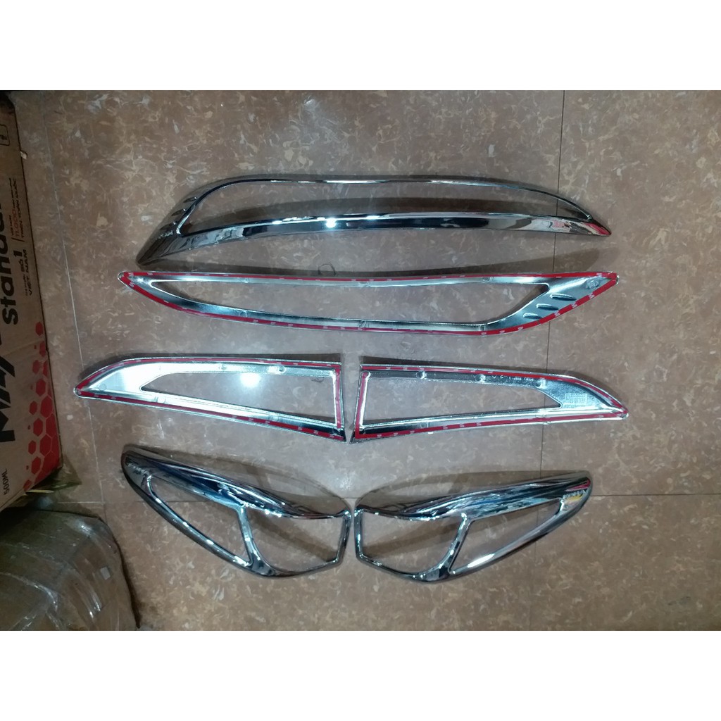 Bộ ốp viền đèn Pha và Hậu mạ crom xe Hyundai Kona form 2018-2021