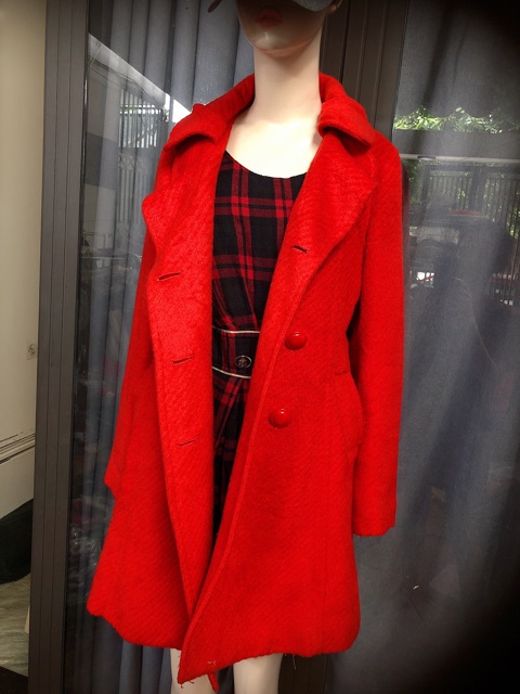 Áo khoát dạ dài màu đỏ combo fjdungtran