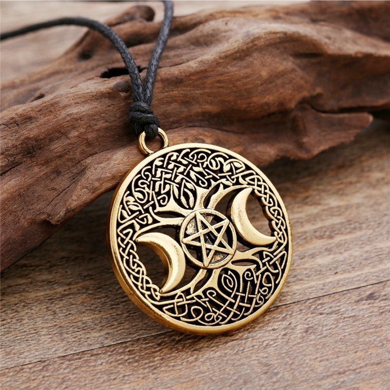 Vòng cổ mặt hình trăng và sao bằng thép không gỉ phong cách vintage cho nam