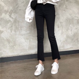 Quần bò ống loe rách gấu
