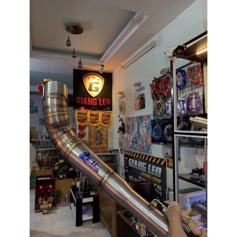 Cổ pô  2 khúc 304 gắn lon pô tăng cho xe winner sonic