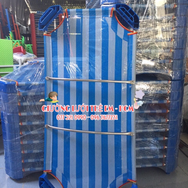 Giường lưới trẻ em loại 1 xanh sọc