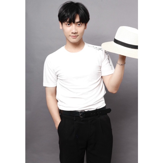 áo thun vải lạnh form suông  đơn giản