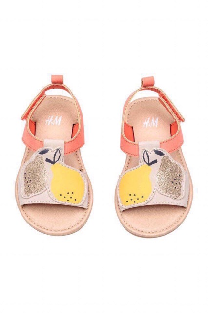 Sandal H&M táo lê