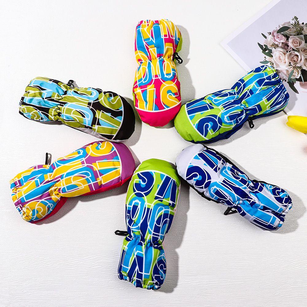 Găng Tay Trượt Tuyết Dày Dặn Chống Gió Họa Tiết Hoạt Hình Cho Bé 1 Tuổi