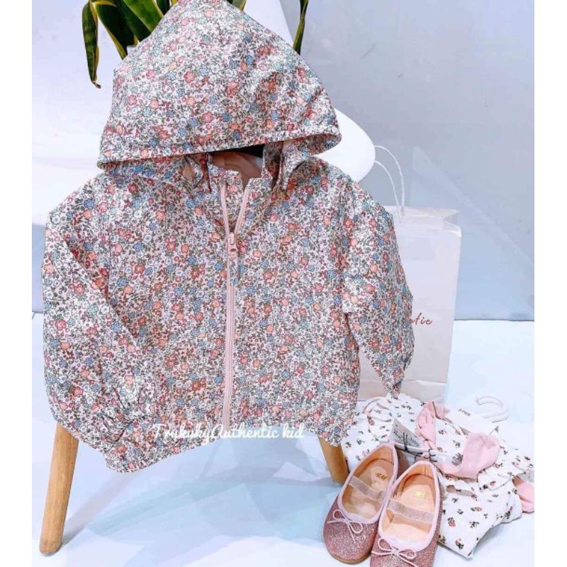 ÁO KHOÁC BÉ GÁI HM AUTH