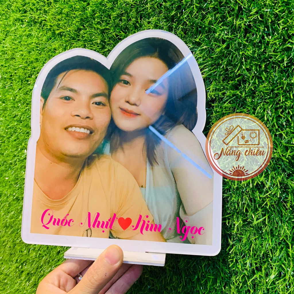 Stander tượng đứng in hình cá nhân