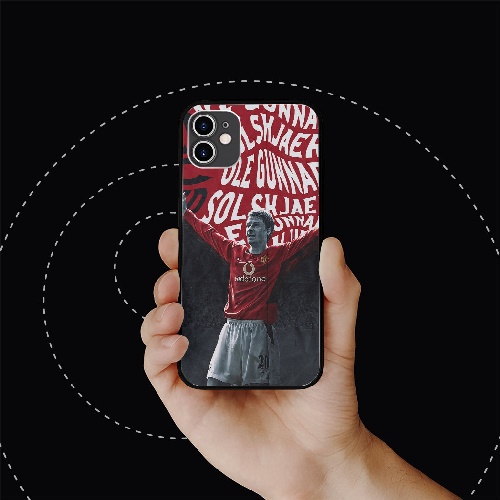 Ốp Màu Đen In Hình Cầu Thủ Bóng Đá Ole Ăn Mừng Hot Trend Cao Cấp mcm cho IPHONE SAMSUNG MAN20211236