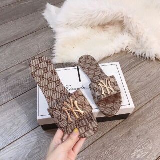 Dép NY cực đẹp hót