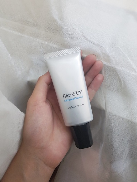 Kem lót kiêm chống nắng Biore oil control base UV 30g | BigBuy360 - bigbuy360.vn