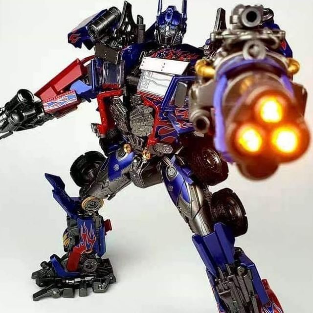 Mô hình Optimus Prime LS-03F Abdominal Edition Black Mamba Transformers MPM04 Oversize