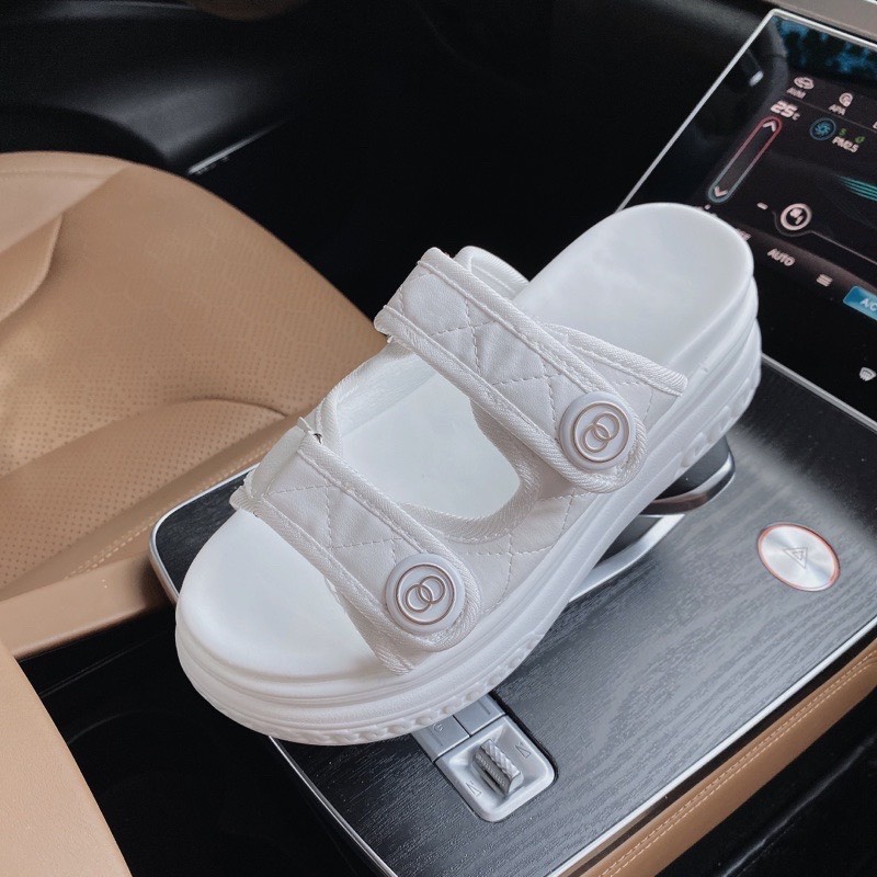 Dép 2 quai đế 7 phân gắn chữ GG, dép nữ đế cao 7cm tôn dáng siêu sang chảnh