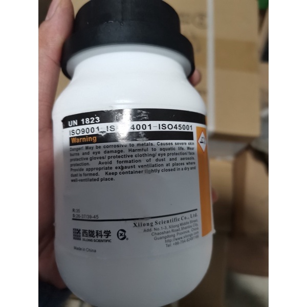 Xút bột Natri hydroxit  Sodium hydroxide lọ 500g làm xà phòng