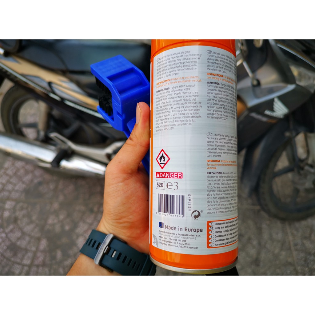 Combo Chai Xịt Dưỡng Sên REPSOL CHAIN LUBE 400ml Kèm Bàn Chải