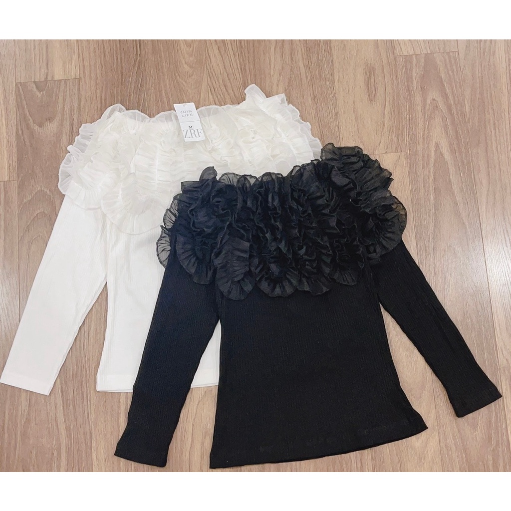 Áo trễ vai viền bèo tiểu thư