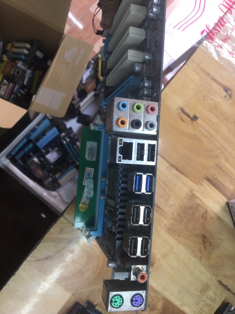 Main GiGabyte GA-EP43T-UD3L chính hãng nguyên zin