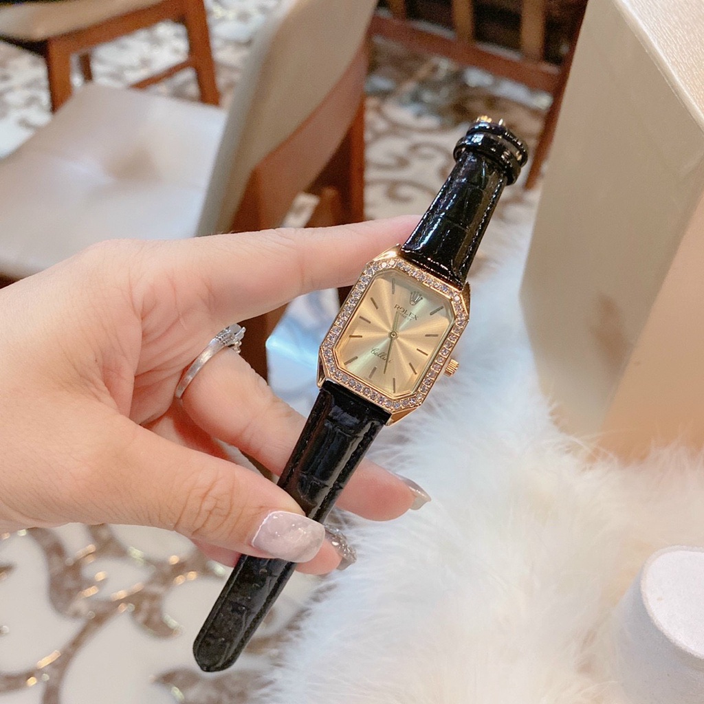 Đồng hồ nữ Rolex đẹp , thời trang dây da , viền mặt đính đá chống nước , chống xước , bảo hành 12 tháng