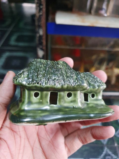 NHÀ LÁ TRÁNG MEN TRANG TRÍ HỒ CÁ NON BỘ 8x4x4CM