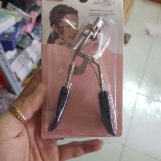 Bấm mi rẻ .