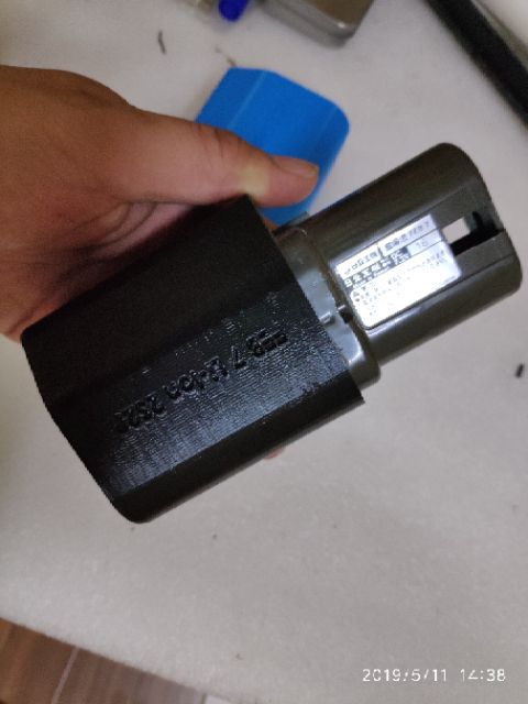 Đáy vỏ pin Hitachi FEB 7, 7s 7.2v độ lên để lắp được nhiều pin 18650