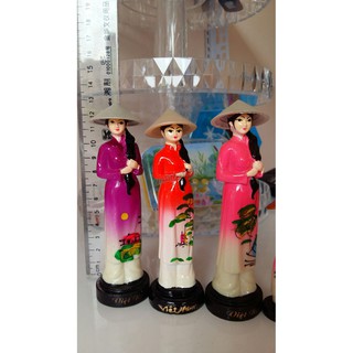 Búp bê sứ
