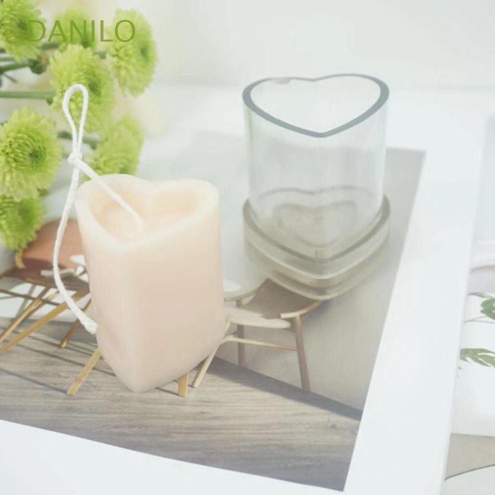 Khuôn Nhựa Làm Nến Xà Phòng Hình Trái Tim Diy