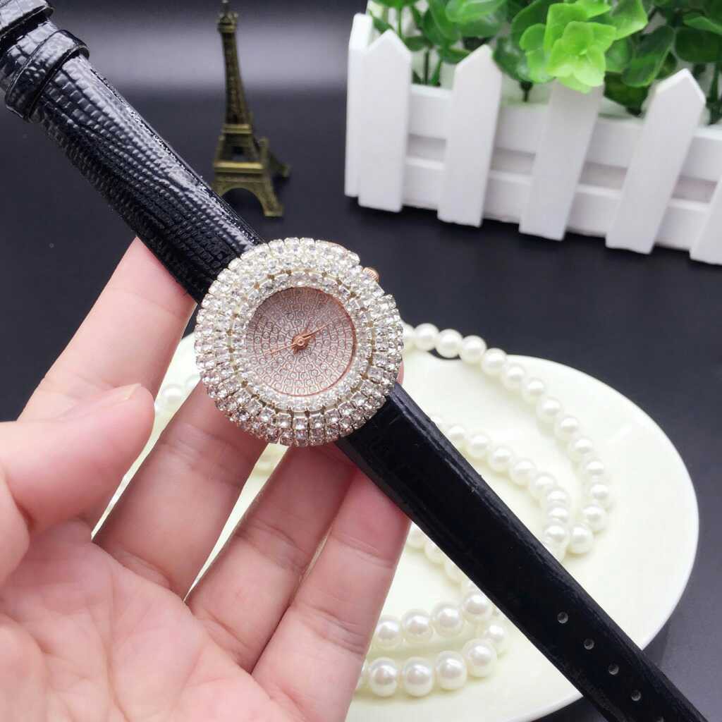 ĐỒNG HỒ NỮ ĐÍNH ĐÁ DÂY DA A55