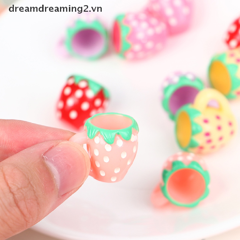 2 Cốc nước mini bằng nhựa tỉ lệ 1: 12 trang trí nhà búp bê