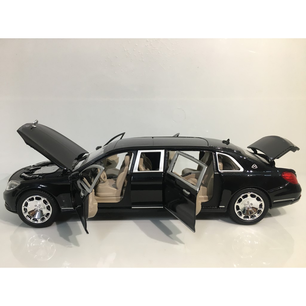 Mô hình ô tô MERCEDES MAYBACH S600 tỷ lệ 1:24