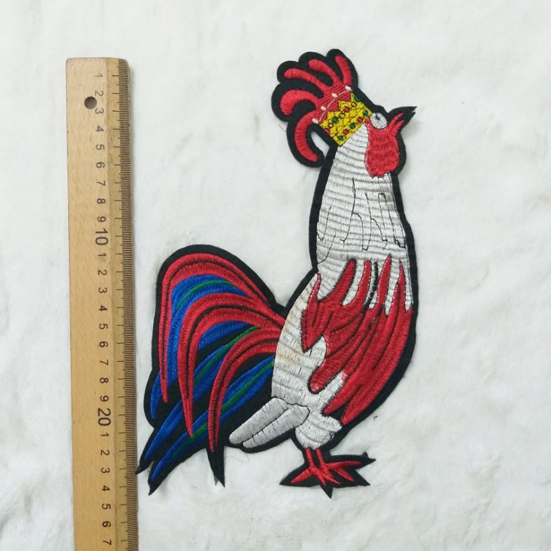 Hình may và hình ủi trang trí