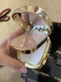 Phấn nền D&G fullsz fullbox mầu 130 honey