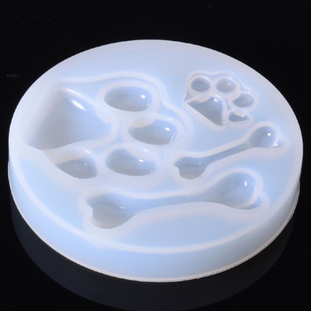 Khuôn silicone tạo hình chân cún và khúc xương cute.