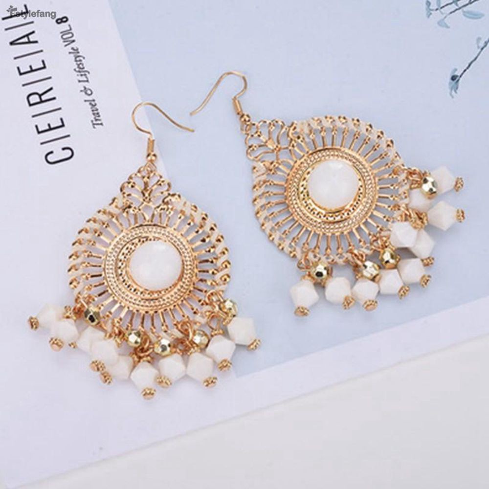 Bông tai tua rua phong cách dân tộc độc đáo