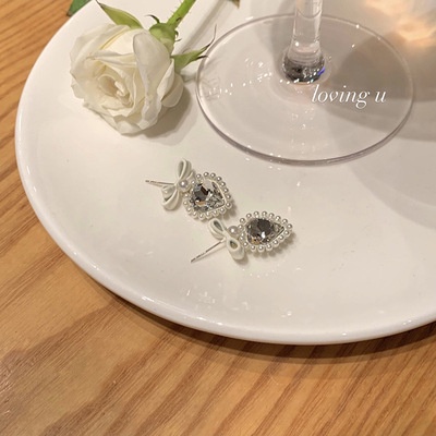 Bông Tai Năm 2022 Hình Trái Tim Nơ Xinh Xắn Sang Trọng