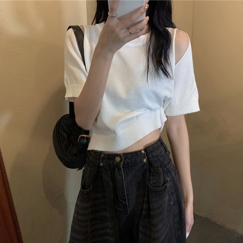 Áo thun dệt kim tay ngắn màu trắng thiết kế mới dành cho nữ 2021 | BigBuy360 - bigbuy360.vn