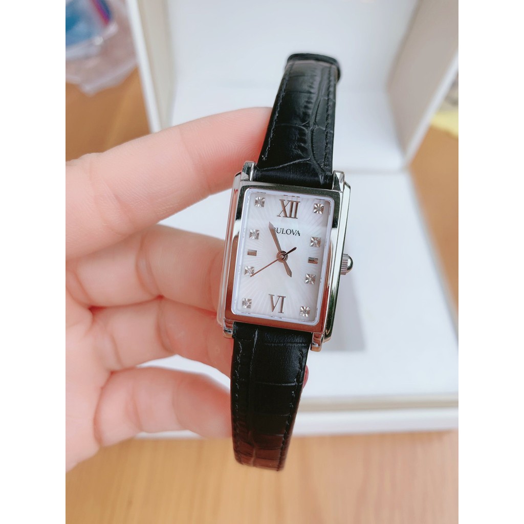 Đồng hồ nữ Bulova 96P156 mặt xinh