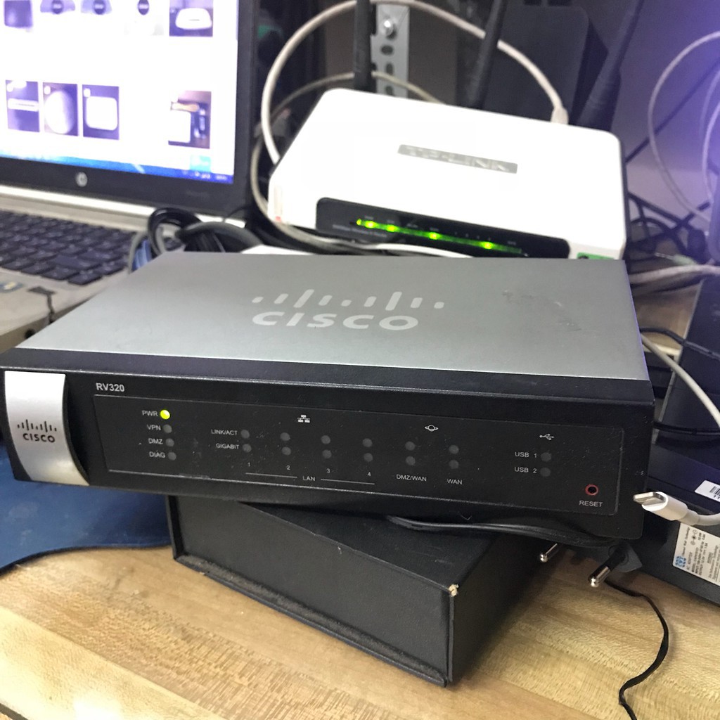 Cân Bằng Tải Cisco RV320 Dualwan Gigabit Router