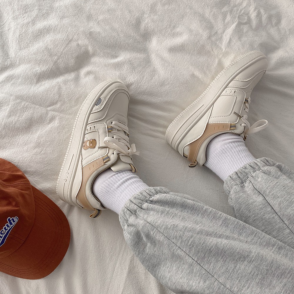 Giày thể thao nữ giayBOM đế cao 3 cm họa tiết họa hình B1153 | BigBuy360 - bigbuy360.vn