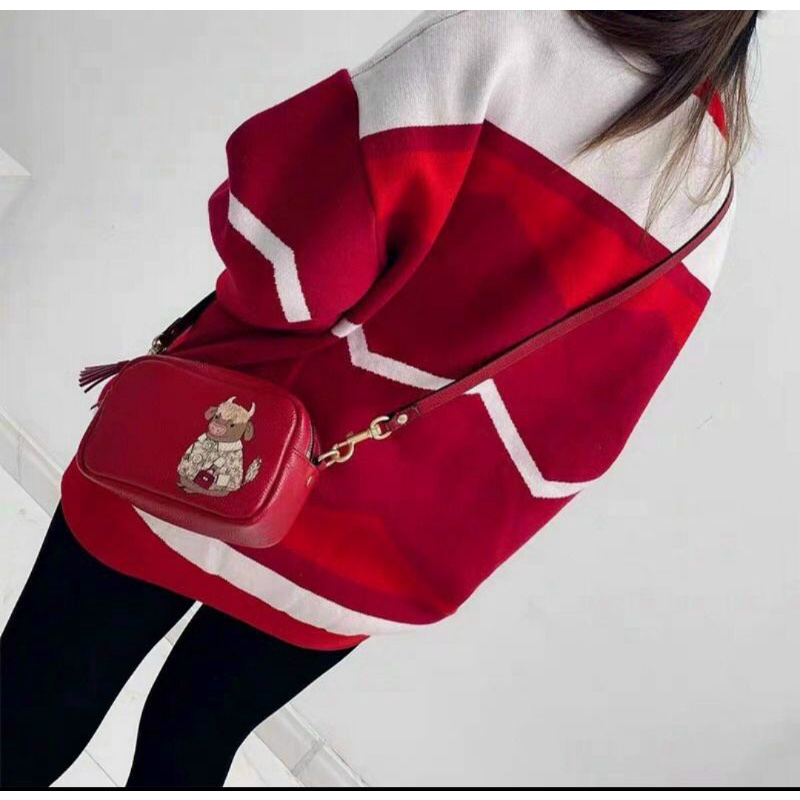 Tory trâu đỏ siêu cưng