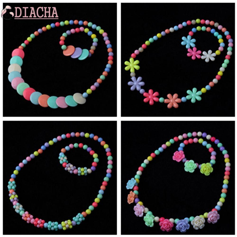 Set vòng tay vòng cổ xỏ chuỗi bằng hạt nhựa nhiều màu làm thủ công dùng làm quà tặng cho bé gái