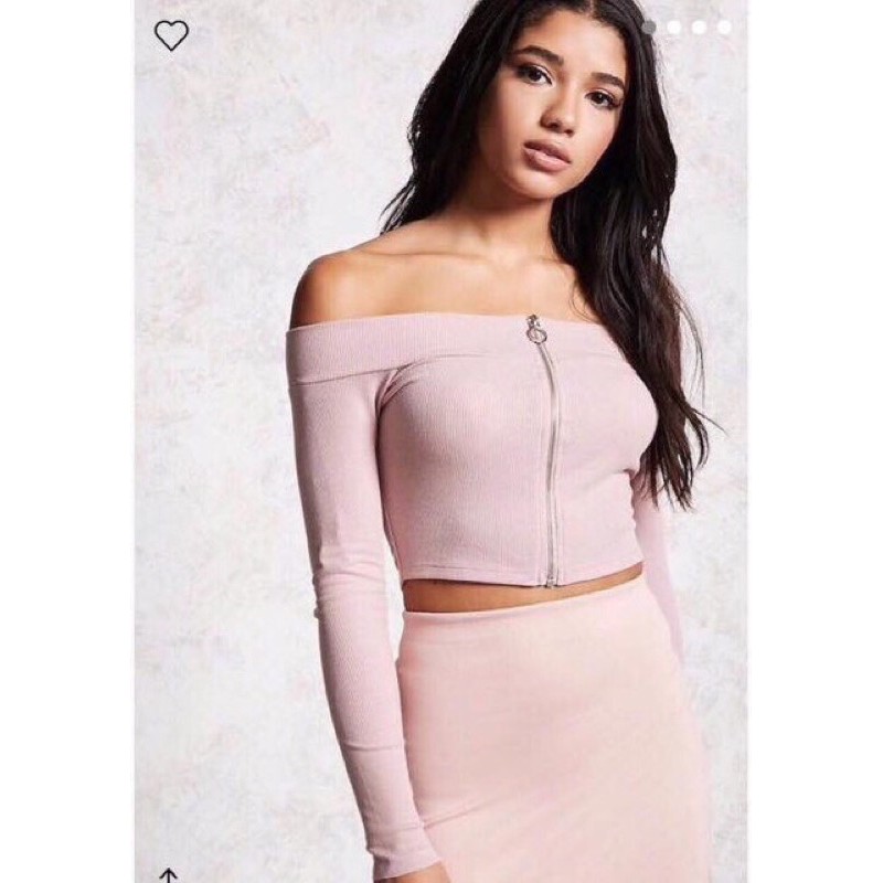 Áo thanh lí màu đen