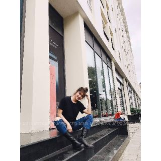 Áo Thun Trơn Nam Nữ AGE2X Màu Đen