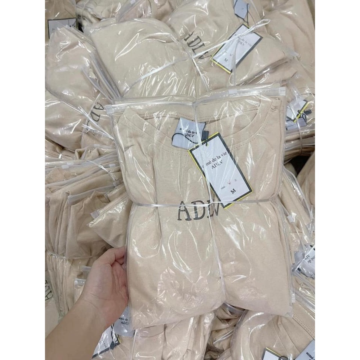 Áo phông AD.LV màu be túi zip