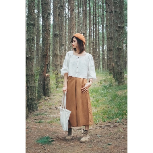 Áo kiểu cổ vuông Aiko - Aiko blouse